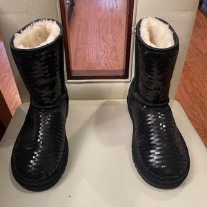 UGG Classic Sequin Short Boot size 6 - worn only once! Near new!